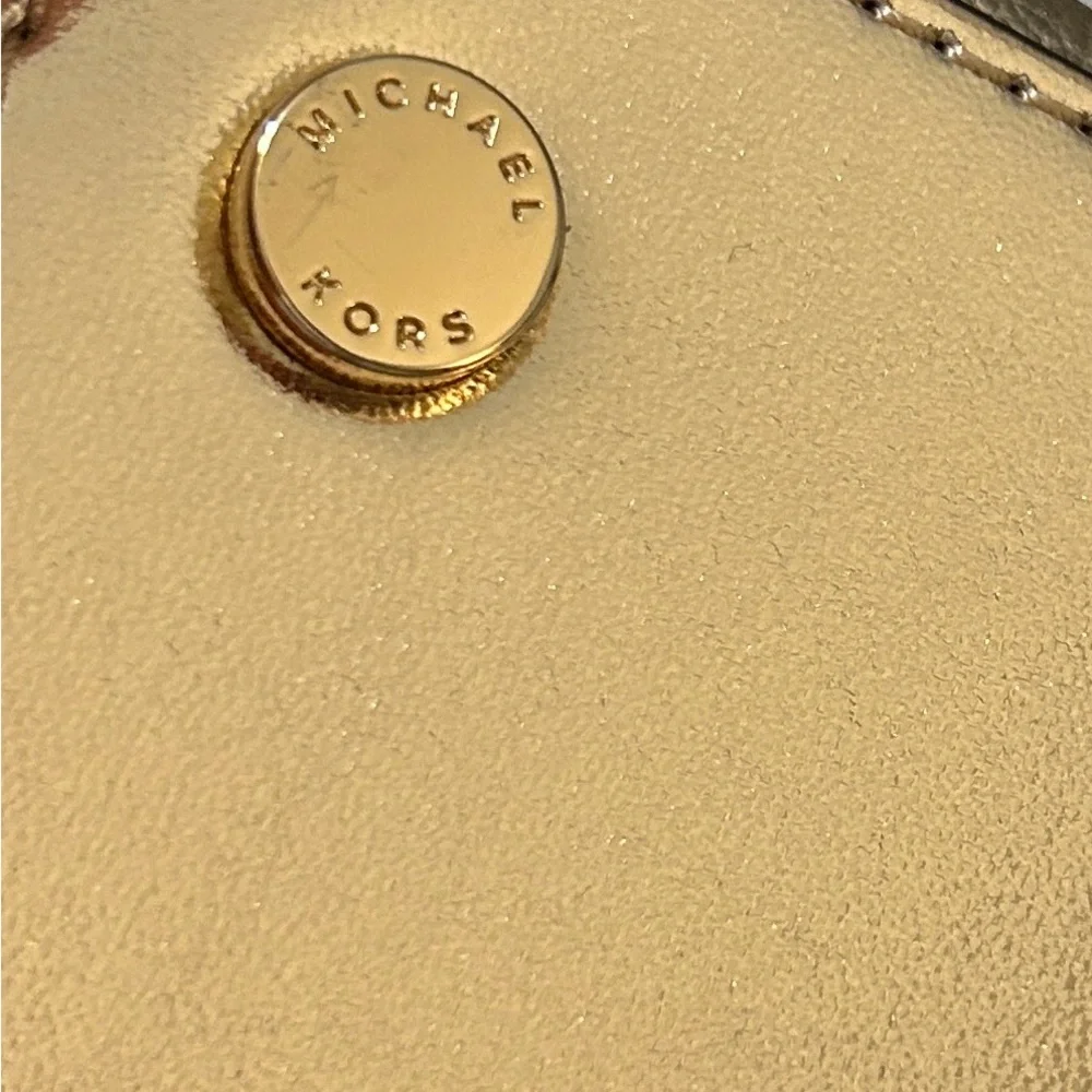 New Michael Kors Gold Satchel With Optional Crossbody - Picture 14 of 15